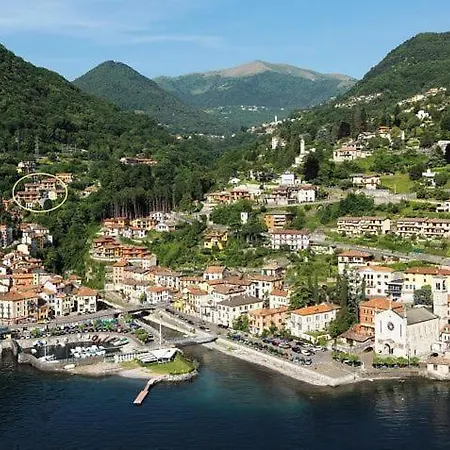 Sleeps 4 Pool Apartment Argegno